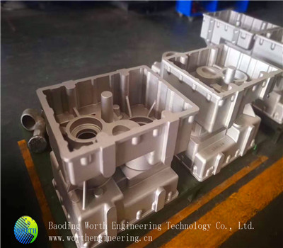 China Foundry Aluminum Alloy Gravity Sand Casting Cylinder Block