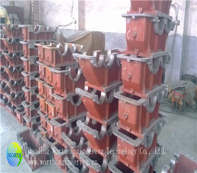 Foundry Manufacturer Ductile Iron Gray Iron Steel Green Sand Casting for Tractor Gearbox Parts